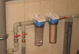 Установка проточного фильтра для воды в Грязи